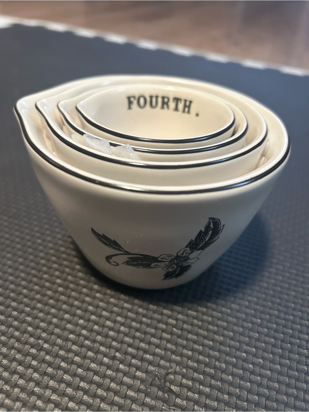 Rae Dunn flower measuring cups